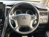 【純正革巻きステアリング】上質な革を使用することで、手にしっかり馴染みとても運転しやすいハンドルです♪