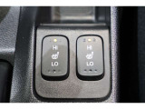 シートヒーター装備付き車!!座席に埋め込まれた電熱線によりシートを暖めることが出来る装備で、温められたシートは、寒い冬には最適です!!