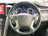 ステアリングも使用感が少なく、きれいな状態となっております♪