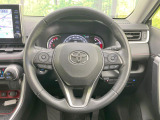 ステアリングも使用感が少なく、きれいな状態となっております♪