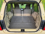 普段のお買い物や通勤、送迎等に十分な荷室スペースを確保しております。セカンドシートを倒すと、大きな荷物の積載も可能です♪