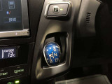 【エレクトロシフトマチック】スムーズな操作で快適な運転が楽しめるよう、シフトポジションを電動で制御!スマートなシフト操作が楽しめます!