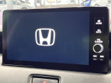 【9インチ ホンダコネクトディスプレイ】視認性の高い大画面ディスプレイでナビの使用や、お持ちのスマートフォンと連携したbluetoothでの音楽再生が可能です♪