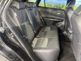 後部座席も気になるようなキズ・汚れやへたり等、大きなダメージはなく、良好な状態です。