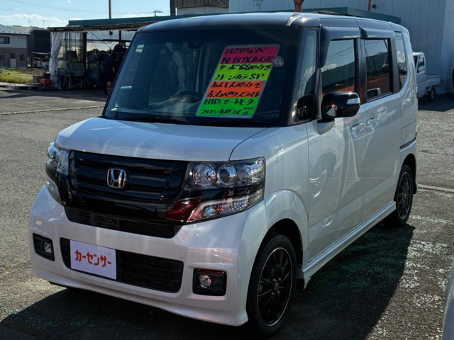 N-BOXカスタム G ターボ SSパッケージ 2トーンカラースタイル 4WD 