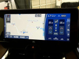 12.3インチのディスプレイオーディオ装着です。スマホとの通信で様々なサービスが楽しめます。TV視聴にも対応しています。