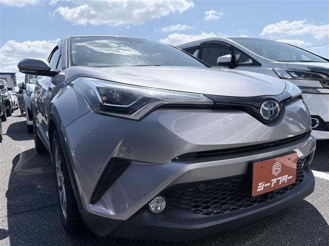 トヨタ C-HR 