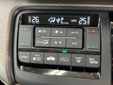 より快適にドライブを過ごして頂ける様に簡単に調整ができるオートエアコンを装備しております!ワンタッチですのでどなたでも簡単に操作できます!室内はこれでいつでも快適に保たれます。