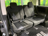 3列目シートはもちろん状態良好☆大人でもゆったりと座って頂けますので、大人数でのお出かけもラクラクです♪ご家族で、気の知れた仲間で、ドライブに行くのが楽しみですね♪