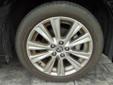 235/50-18トヨタ純正アルミホイール付き。