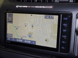 ナビゲーション付です。 ナビがあると便利、ラクラク何処でもいけます。 ナビが有るのと無いのとでは大きな違いですね。