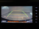 バックガイドモニターで、後方を確認しながら安心して駐車することができます。運転初心者も熟練者も必須の機能ですよ!