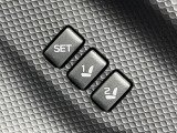 【メモリー機能付きパワーシート】ドライバーごとに設定したシート位置を記憶して、ボタン一つで切り替えできる便利な機能!運転する方が複数名いらっしゃるご家庭におすすめです♪