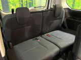 3列目シートはもちろん状態良好☆大人でもゆったりと座って頂けますので、大人数でのお出かけもラクラクです♪ご家族で、気の知れた仲間で、ドライブに行くのが楽しみですね♪