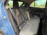 後部座席も気になるようなキズ・汚れやへたり等、大きなダメージはなく、良好な状態です。