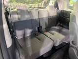 3列目シートはもちろん状態良好☆大人でもゆったりと座って頂けますので、大人数でのお出かけもラクラクです♪ご家族で、気の知れた仲間で、ドライブに行くのが楽しみですね♪
