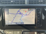 純正ナビを装備。タッチパネル式で使いやすく、お出かけもラクラクです。