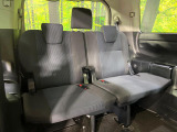 3列目シートはもちろん状態良好☆大人でもゆったりと座って頂けますので、大人数でのお出かけもラクラクです♪ご家族で、気の知れた仲間で、ドライブに行くのが楽しみですね♪