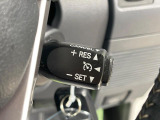 【クルーズコントロール】高速道路もラクラク走行。アクセルを離しても一定速度で走行ができ、長距離運転時の負担を軽減!加速・減速も簡単なスイッチ操作で調整できます。
