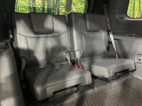 3列目シートはもちろん状態良好☆大人でもゆったりと座って頂けますので、大人数でのお出かけもラクラクです♪ご家族で、気の知れた仲間で、ドライブに行くのが楽しみですね♪
