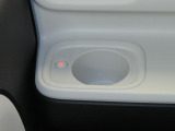 ホッとカップホルダーが運転席・助手席にあります。ホットドリンクをちょうど良い温度でキープしてくれる保温機能付で嬉しいです。