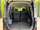 普段のお買い物や通勤、送迎等に十分な荷室スペースを確保しております。セカンドシートを倒すと、大きな荷物の積載も可能です♪