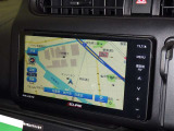 ナビゲーション付です。 ナビがあると便利、ラクラク何処でもいけます。 ナビが有るのと無いのとでは大きな違いですね。