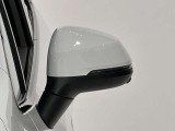 ドアミラーに内蔵されているフラッシャーは視認性も良く安全運転に一役買ってます。
