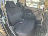 ゆとりある広々とした車内空間は、ドライブを始め買い物やレジャーなど、幅広く活躍します。一人でもみんなとでもお出かけを楽しみましょう!