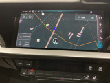 MMIナビゲーションシステムを搭載。もちろんリヤビューカメラとクリアランスソナーを装備しています。