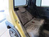ゆとりある広々とした車内空間は、ドライブを始め買い物やレジャーなど、幅広く活躍します。一人でもみんなとでもお出かけを楽しみましょう!