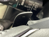 【パドルシフト(AT車)】MT車と同じように好きなギアで走ることができます!ステアリングから手を離さずに指先だけでシフト操作ができ、よりスポーティな走りをお楽しみいただけます。