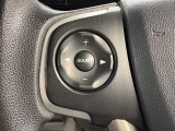 オーディオコントロールスイッチ付き!ハンドルを握ったままチャンネルや音量の調整が可能です。見た目以上に運転していると便利な機能なんですよ。