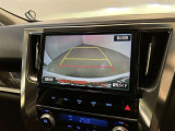 モニターガイドが付いているのでショッピングなどの狭い駐車場や車庫入れなどの時もしっかりと確認しながらバックができるので安心してお出かけできますよ。