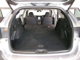 大容量のラゲージルーム!!!後席シートを倒すと大きな荷物も積めちゃいます!!!
