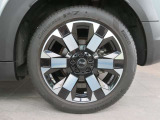 【18インチ純正ホイール】