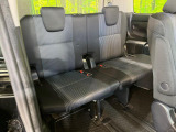 3列目シートはもちろん状態良好☆大人でもゆったりと座って頂けますので、大人数でのお出かけもラクラクです♪ご家族で、気の知れた仲間で、ドライブに行くのが楽しみですね♪