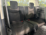 3列目シートはもちろん状態良好☆大人でもゆったりと座って頂けますので、大人数でのお出かけもラクラクです♪ご家族で、気の知れた仲間で、ドライブに行くのが楽しみですね♪