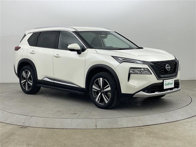 エクストレイル 1.5 G e-4ORCE 4WD 4WD 本革シート