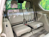 3列目シートはもちろん状態良好☆大人でもゆったりと座って頂けますので、大人数でのお出かけもラクラクです♪ご家族で、気の知れた仲間で、ドライブに行くのが楽しみですね♪
