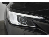 LEDヘッドライトで夜間の運転も安心です