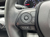 ステアリングスイッチ付き。前方から目を離すことなく操作することが可能です。