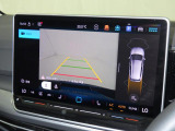カラーバックモニター搭載しています。リアの映像がカラーで映し出されますので日々の駐車も安心安全です。