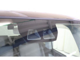 軽自動車の衝突回避システム「スマートアシスト」付き!さまざまな状況で危険を察知し、衝突の回避や注意を喚起します。