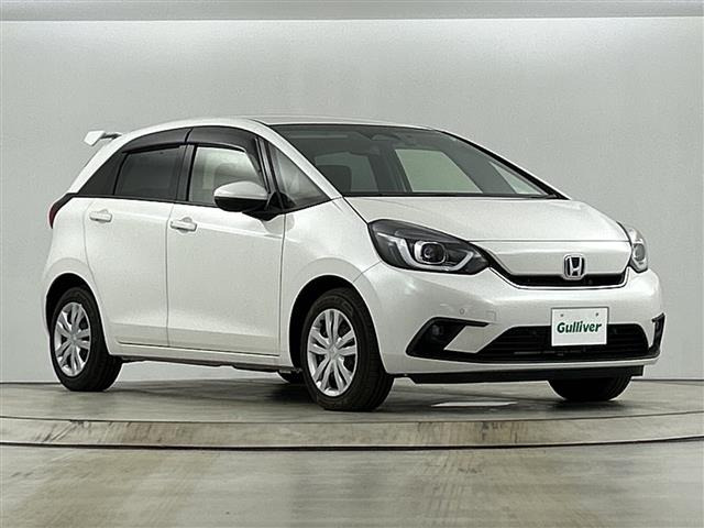 フィット 1.5 e:HEV ホーム 修復歴無し