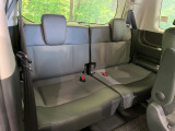 3列目シートはもちろん状態良好☆大人でもゆったりと座って頂けますので、大人数でのお出かけもラクラクです♪ご家族で、気の知れた仲間で、ドライブに行くのが楽しみですね♪