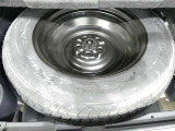 応急用のスペアタイヤが付属していますので万が一の時にも安心です