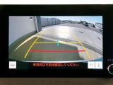 バックガイドモニターで、後方を確認しながら安心して駐車することができます。運転初心者も熟練者も必須の機能ですよ!