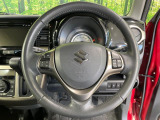 ステアリングも使用感が少なく、きれいな状態となっております♪