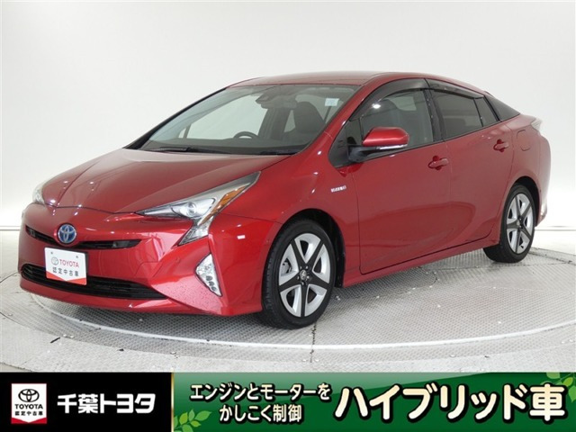 トヨタ プリウス 